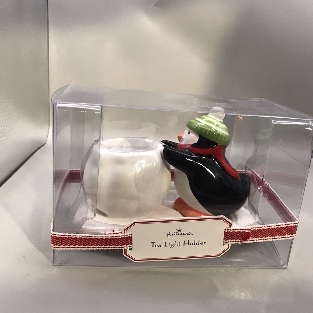 Hallmark Penguin Tea Light Candle Holder Ceramic Christmas Decor 4x6in